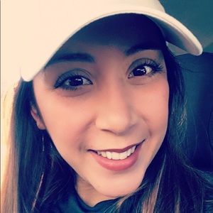 Meet your Posher, Alisha